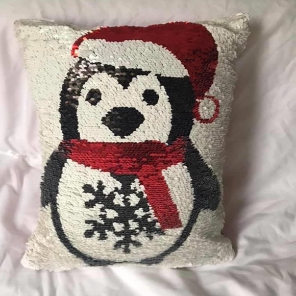 Pier 1 Other - Winter Christmas Penguin Reversible